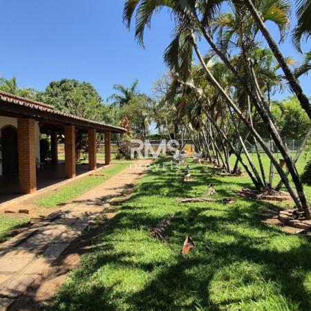 Chácara à venda com 4 quartos, sendo 1 suíte,  em Colinas do Mosteiro de Itaici, Indaiatuba, SP