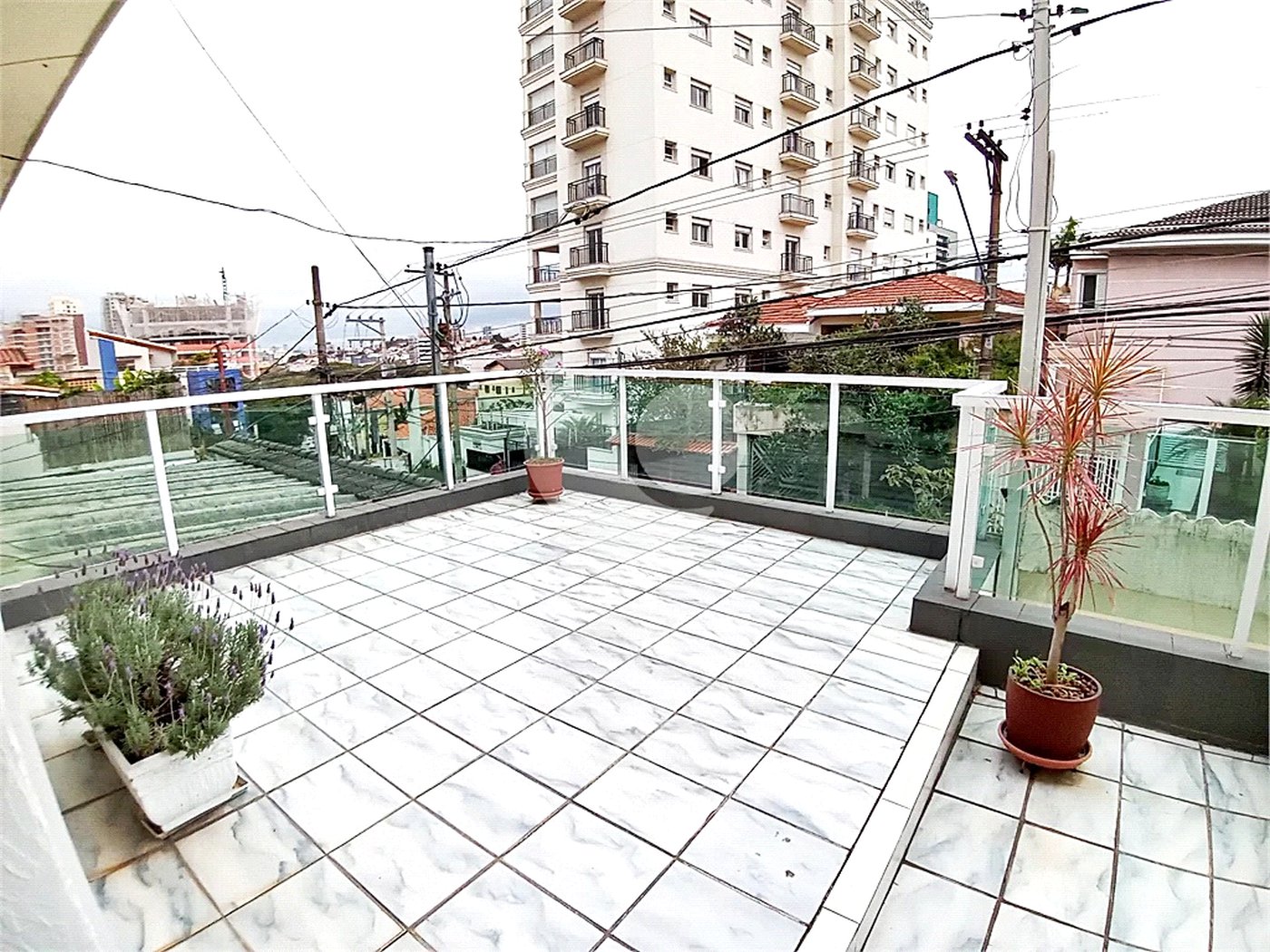 Sobrado à venda com 13 quartos, sendo 1 suíte,  em Jardim São Paulo(zona Norte), São Paulo, SP