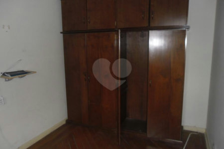 Sobrado à venda com 3 quartos, sendo 1 suíte, em Vila Pompéia, São Paulo, SP