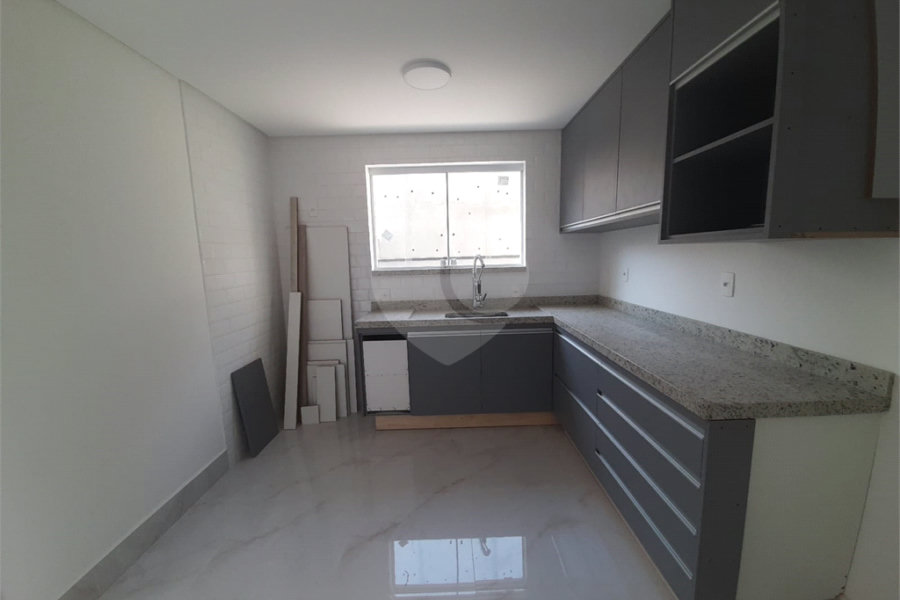 Sobrado à venda com 4 quartos, sendo 3 suítes, em Jardim São Paulo(zona Norte), São Paulo, SP