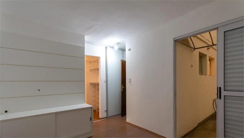 Cobertura à venda com 4 quartos, sendo 1 suíte,  em Jardim Londrina, São Paulo, SP