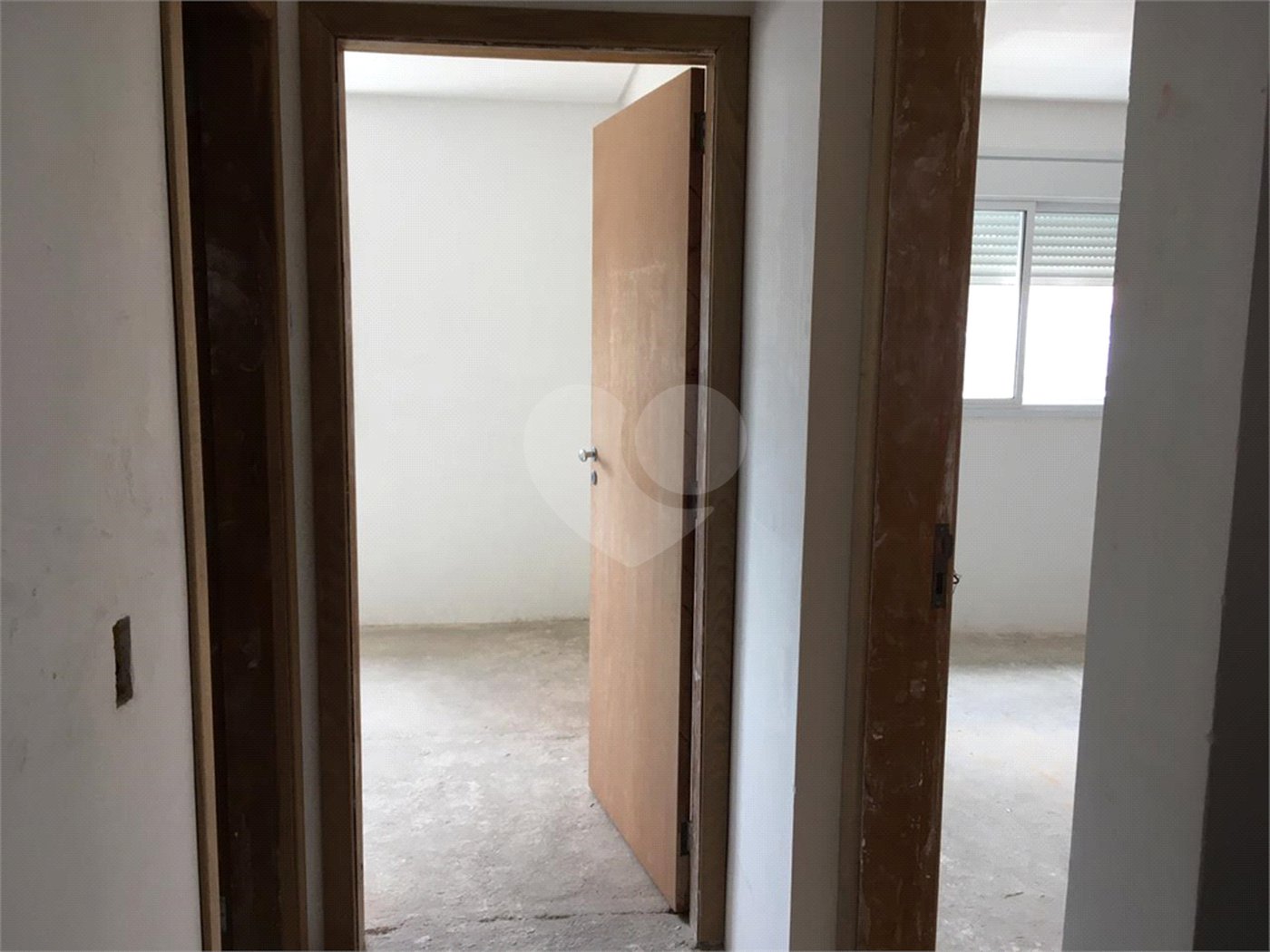 Casa à venda com 4 quartos, sendo 3 suítes,  em Vila Monumento, São Paulo, SP