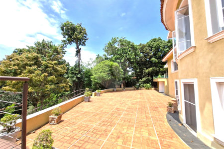 Casa à venda com 4 suítes no condomínio Chácara Flora, São Paulo - SP