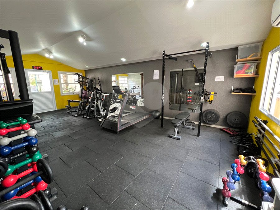 Casa para alugar com 3 quartos, sendo 1 suíte, no condomínio Res Villeneuve, São Paulo - SP