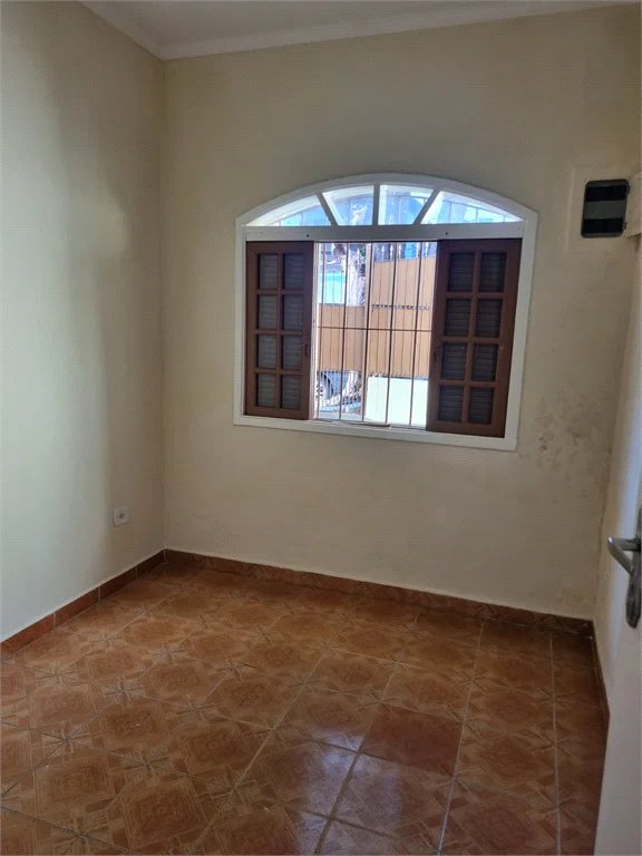 Casa à venda com 3 quartos em Jardim São Jorge (raposo Tavares), São Paulo, SP