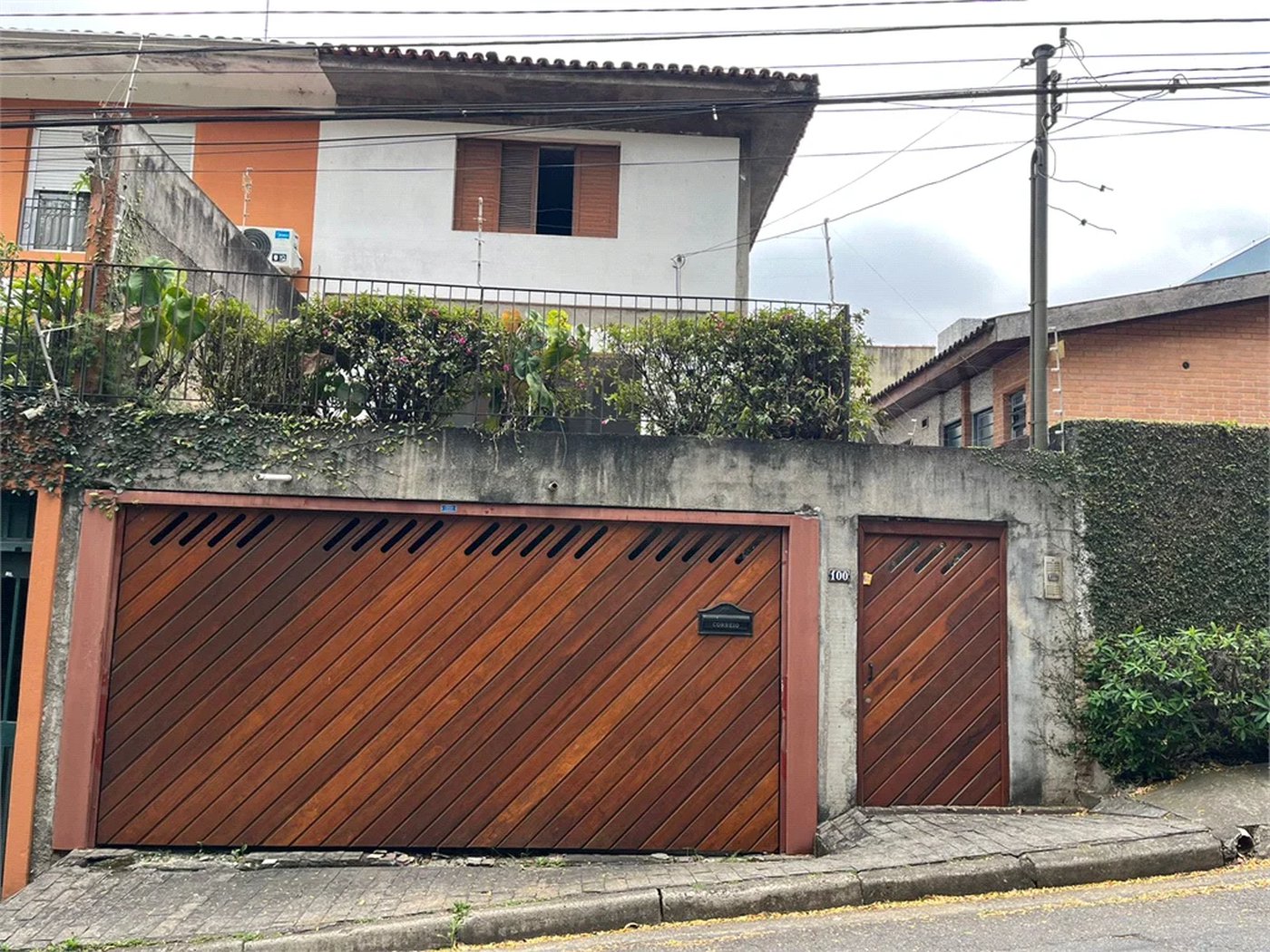 Sobrado à venda com 3 quartos, sendo 1 suíte, em Jardim Colombo, São Paulo, SP
