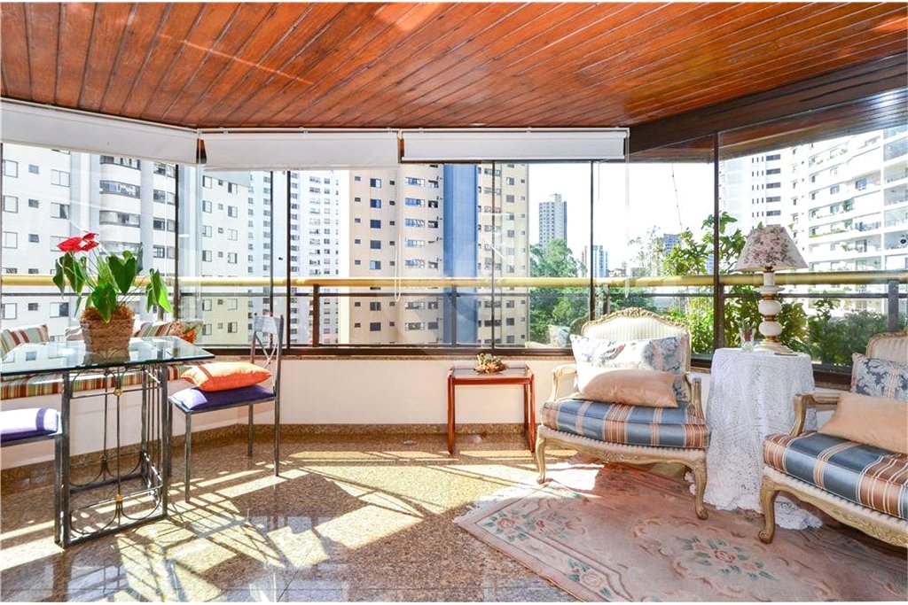 Apartamento à venda com 4 suítes em Vila Suzana, São Paulo, SP