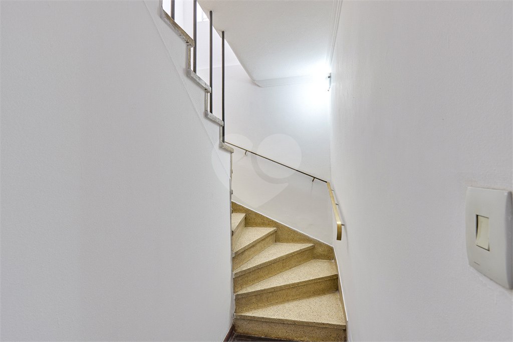Sobrado à venda com 3 quartos, sendo 1 suíte,  em Chácara Flora, São Paulo, SP