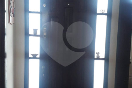 Casa à venda com 5 quartos, sendo 3 suítes,  em Vila Oliveira, Mogi das Cruzes, SP