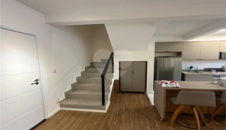 Cobertura à venda com 2 quartos, sendo 1 suíte,  em Bairro do Cambará, São Roque, SP