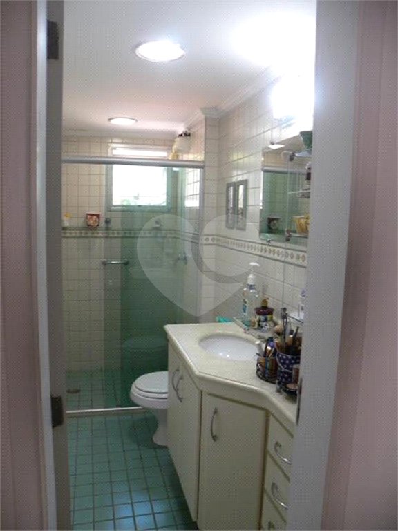 Casa à venda com 3 quartos, sendo 1 suíte, no condomínio Villas de São Francisco, São Paulo - SP