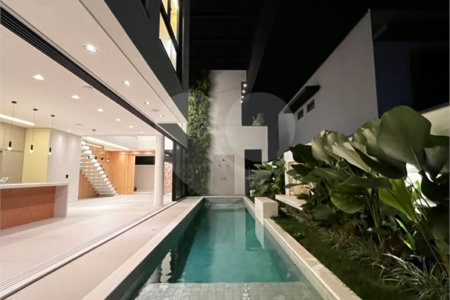 Casa à venda com 3 suítes no condomínio Mosaico Essence Cond., Mogi das Cruzes - SP