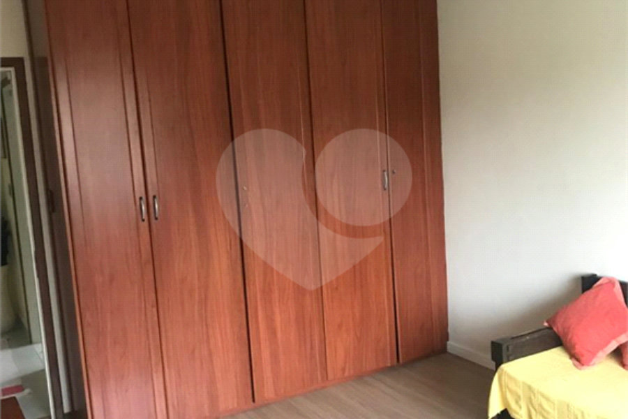 Casa Térrea à venda com 3 quartos, sendo 2 suítes, em Horto Florestal, São Paulo, SP