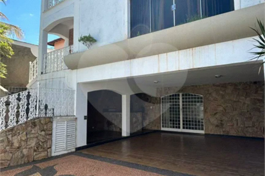 Venda Casa com 4 Dormitórios no Parque Santa Cecília
