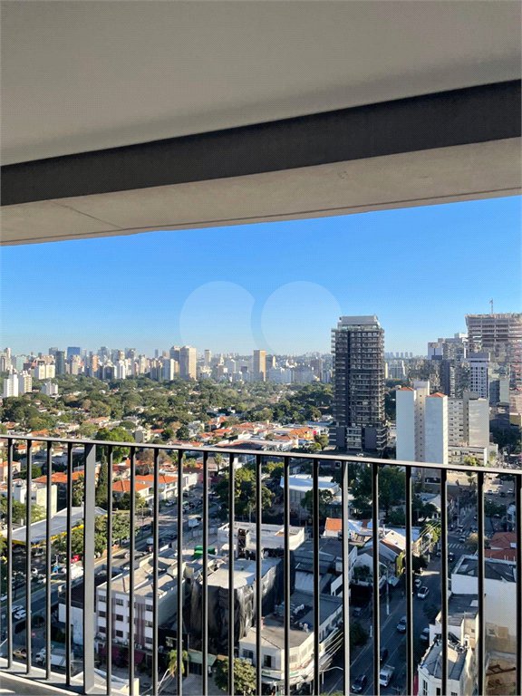 Apartamento à venda com 2 suítes em Pinheiros, São Paulo, SP