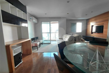 Apartamento à venda com 3 quartos, sendo 1 suíte,  em Vila Romana, São Paulo, SP