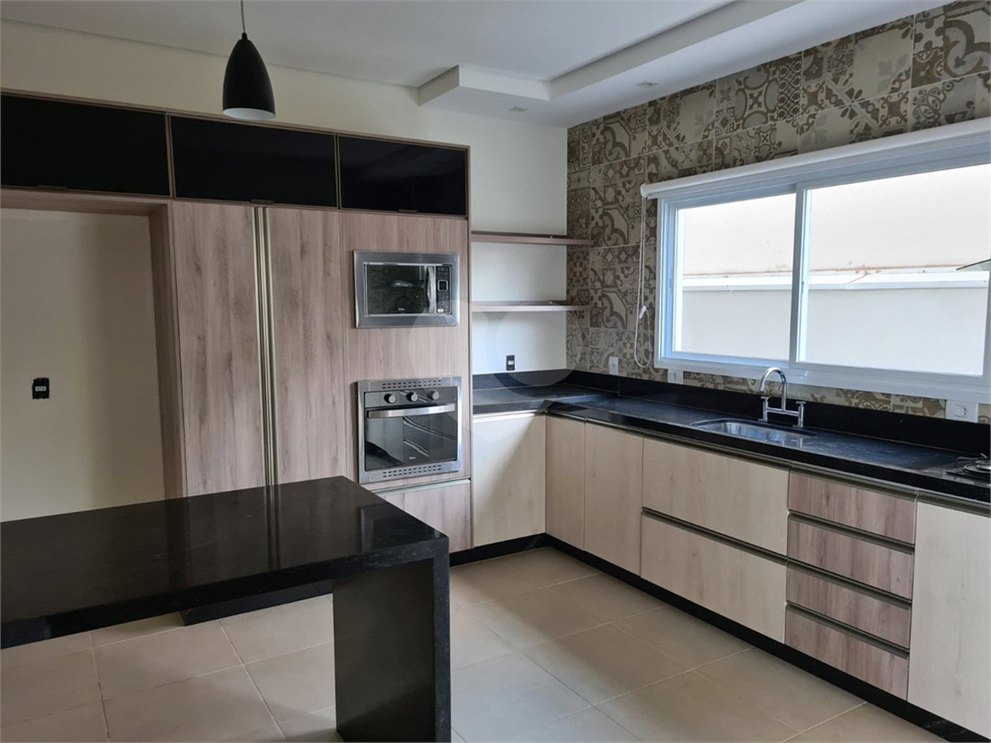 Casa à venda com 3 suítes no condomínio Reserva da Mata, Vinhedo - SP