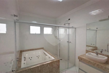 Casa à venda com 4 quartos, sendo 3 suítes, no condomínio Mont Blanc, Sorocaba - SP