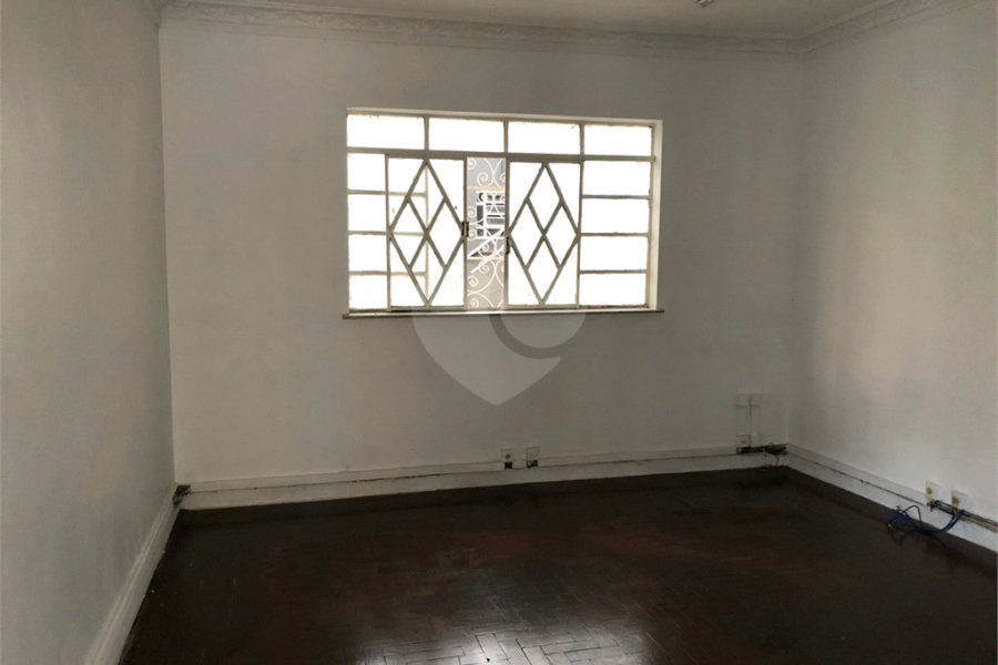 Casa à venda com 10 quartos em Santana, São Paulo, SP