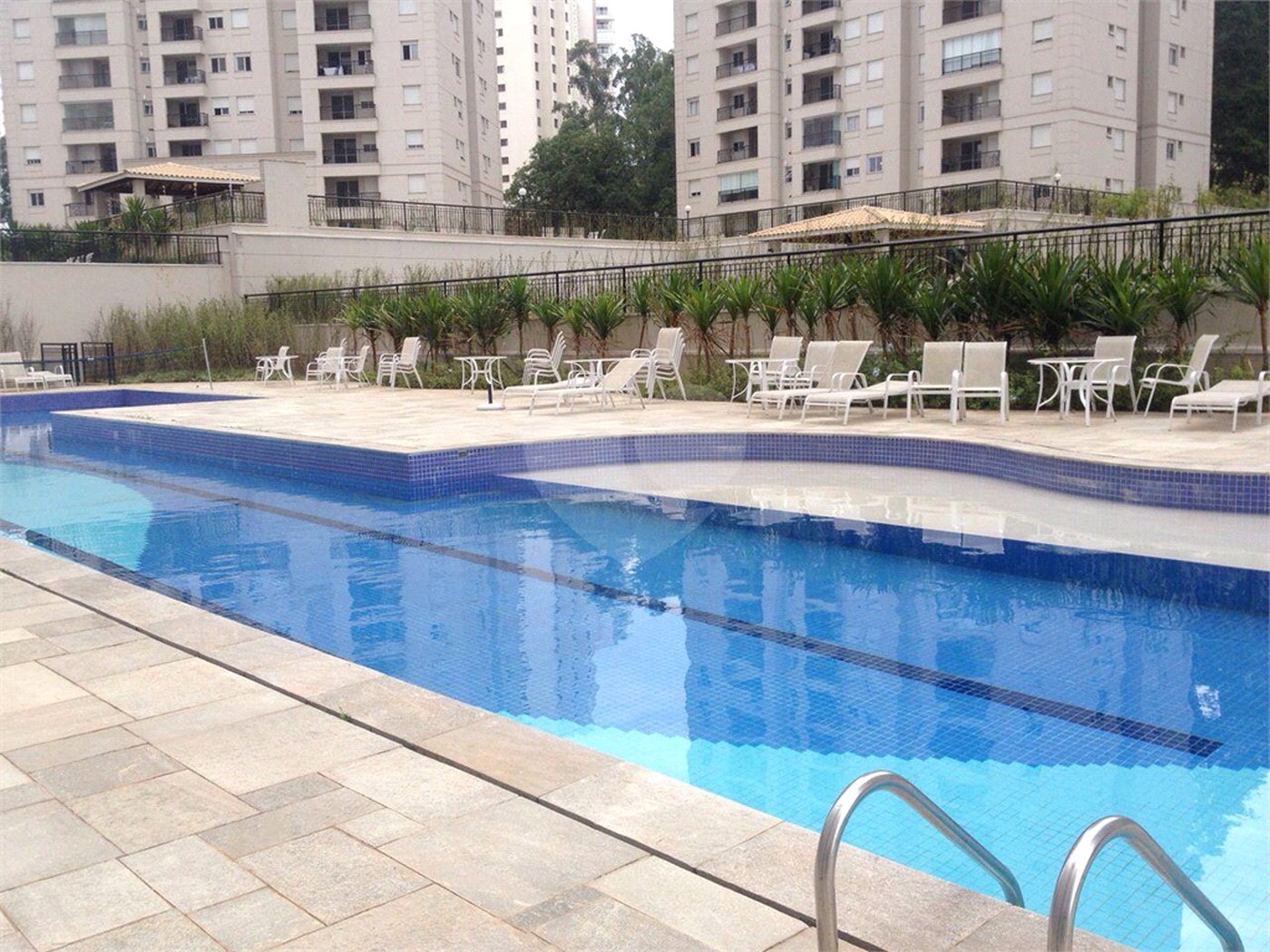 Apartamento à venda com 3 quartos, sendo 1 suíte,  em Jardim Parque Morumbi, São Paulo, SP