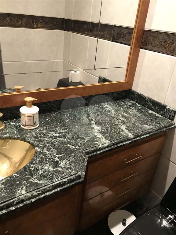 Apartamento à venda com 4 quartos, sendo 1 suíte, em Vila Uberabinha, São Paulo, SP
