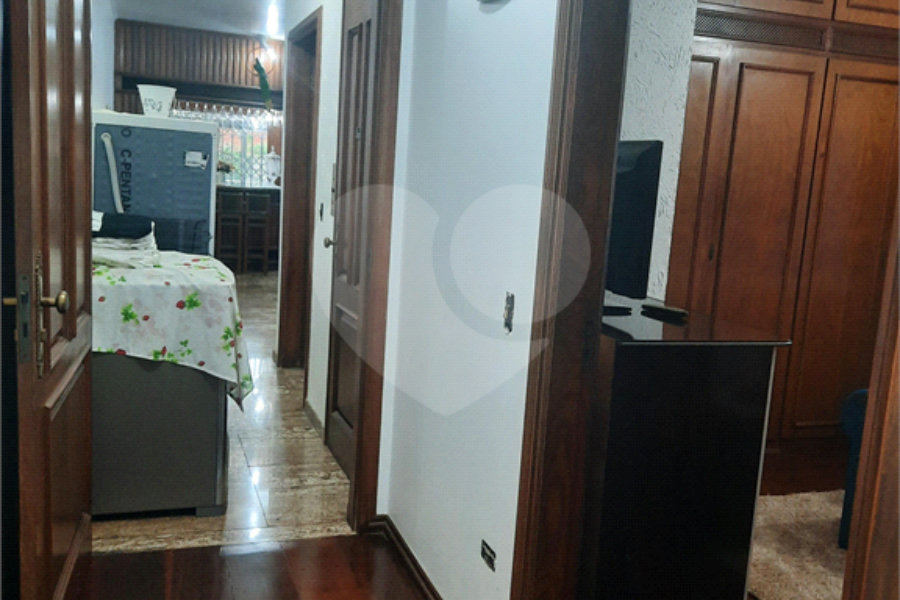 Sobrado à venda com 4 suítes em Tremembé, São Paulo, SP