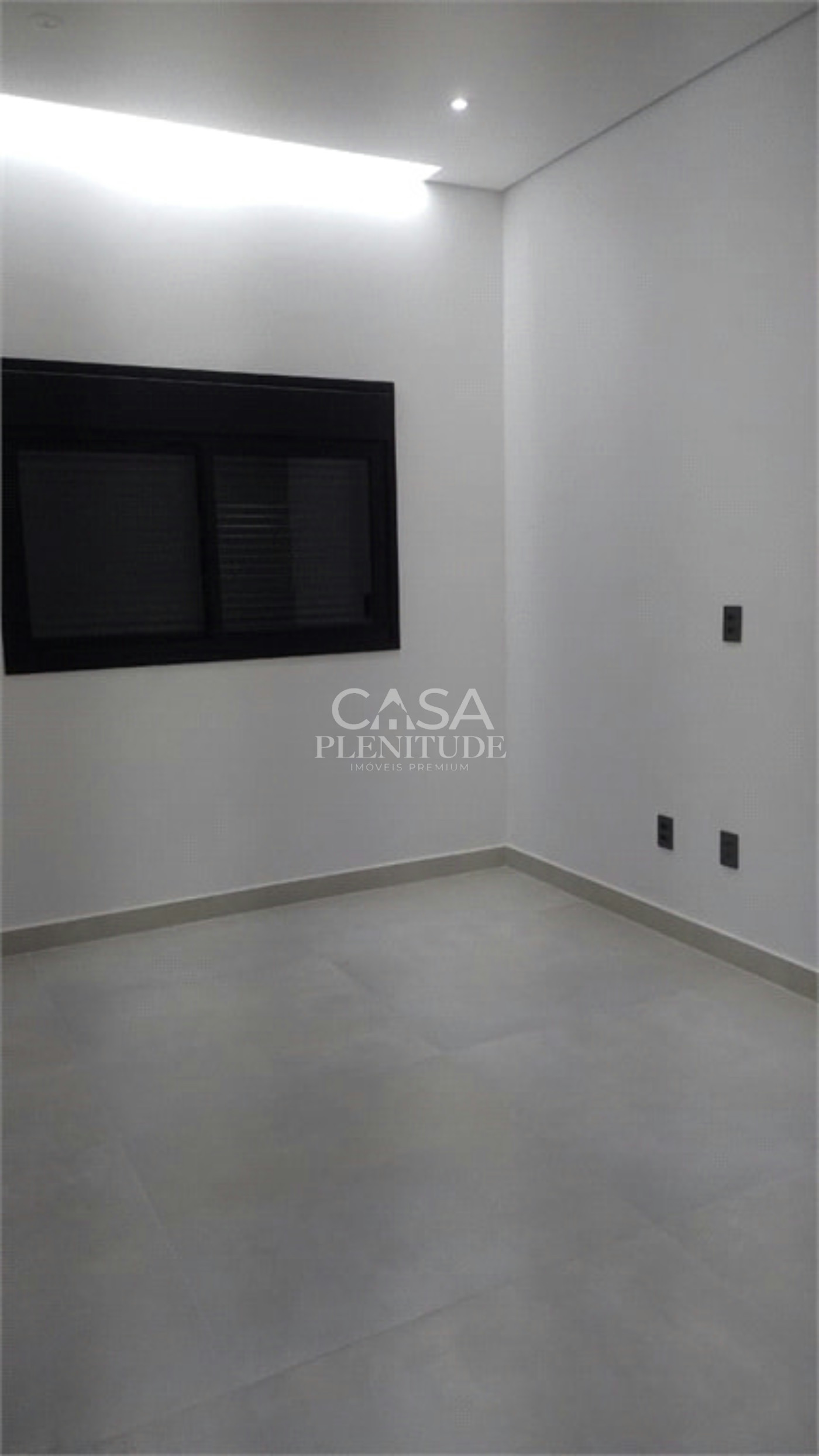 Casa em condomínio à venda ou para alugar com 3 quartos, sendo 1 suíte, em Cajuru do Sul, Sorocaba, SP