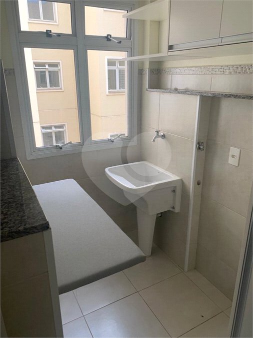 Apartamento à venda com 2 quartos em Jardim Três Marias, Salto, SP