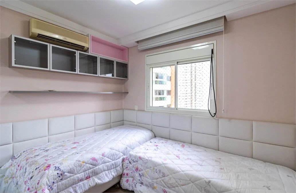 Apartamento para alugar com 4 suítes em Vila Andrade, São Paulo, SP