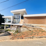 Casa à venda com 3 suítes no condomínio Residencial Green Ville, Rio de Janeiro - RJ