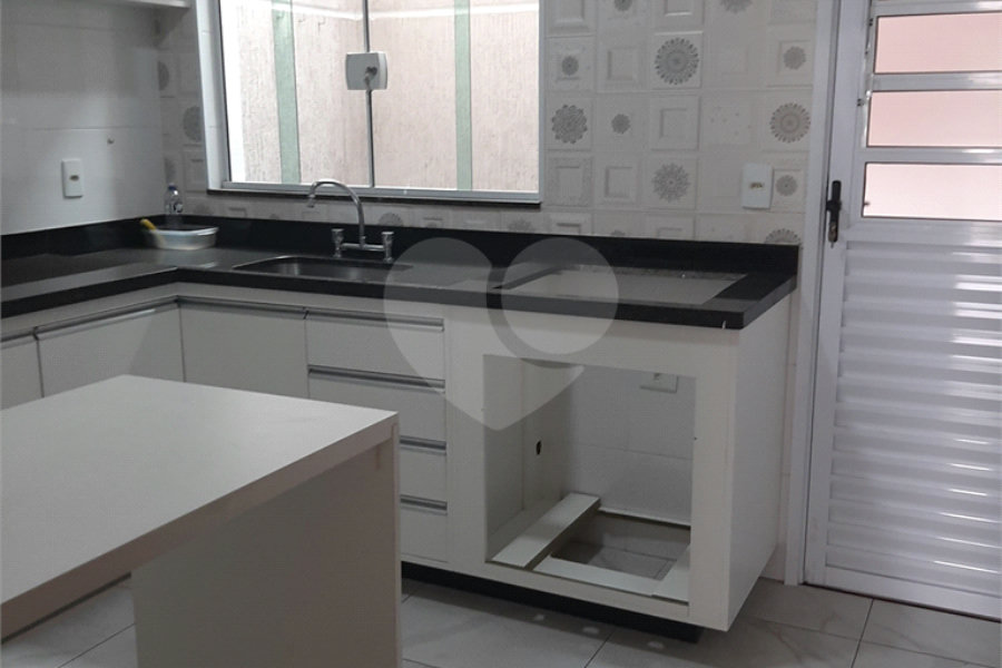 Sobrado à venda com 3 quartos, sendo 1 suíte, em Jaçanã, São Paulo, SP