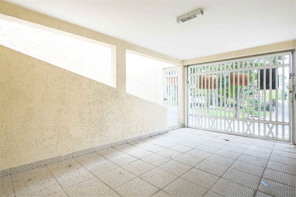 Casa Térrea à venda com 3 quartos, sendo 1 suíte, em Cidade Vargas, São Paulo, SP