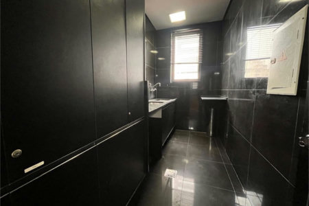 Prédio Corporativo em Santos | 4 Pavimentos | Galpão com Pé-Direito Duplo | Estrutura para +200 Pessoas | Compra Ou Locação