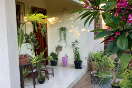 Casa à venda com 3 quartos em Parque dos Ipês I, Ponta Porã, MS