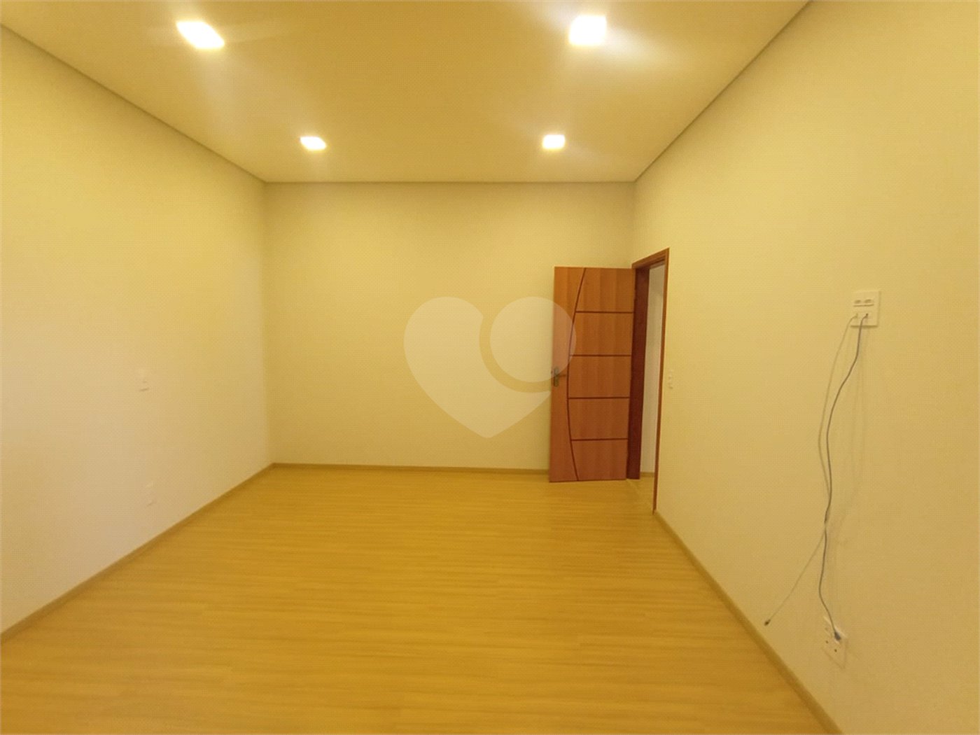 Casa à venda com 3 quartos, sendo 1 suíte,  em Portal dos Pinheiros Ii, Itapetininga, SP