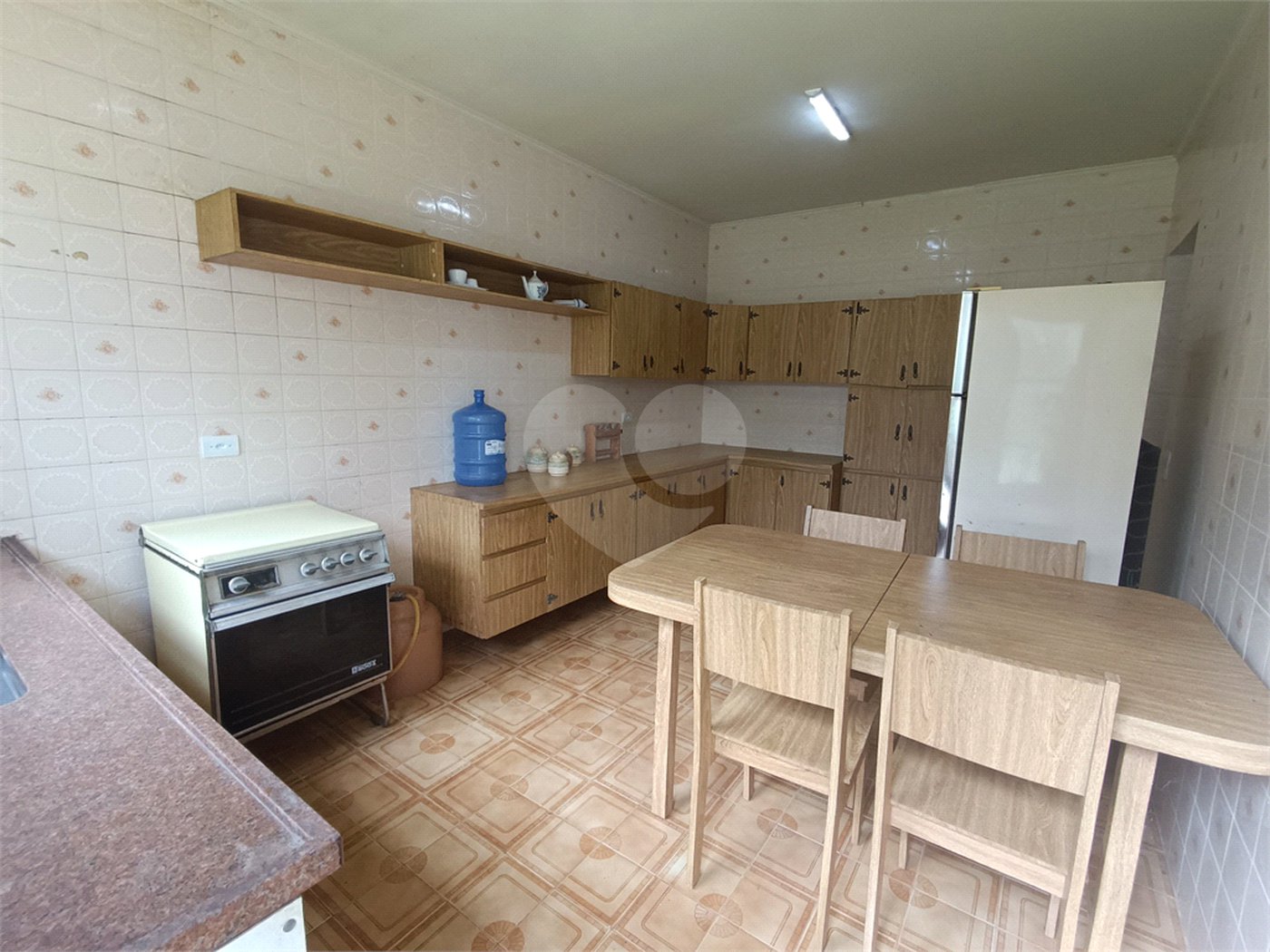 Sítio à venda com 6 quartos, sendo 5 suítes,  em Alto da Serra (mailasqui), São Roque, SP