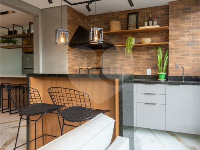 Apartamento à venda com 3 suítes em Santa Teresinha, São Paulo, SP