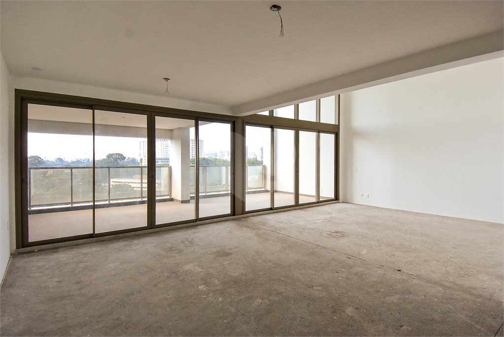 Apartamento à venda com 4 suítes em Ibirapuera, São Paulo, SP