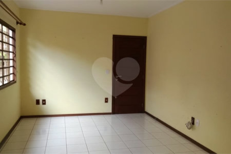 Casa à venda ou para alugar com 2 quartos, sendo 1 suíte, em Jardim do Lago, Atibaia, SP