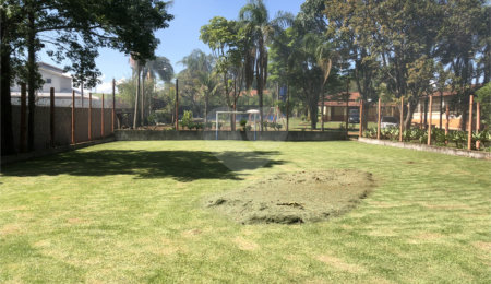 Casa à venda com 5 quartos, sendo 2 suítes,  no condomínio Residencial Guaraiuva -, Vargem - SP