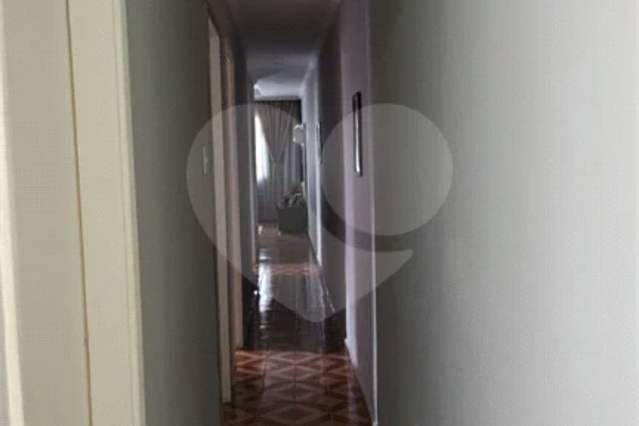 Casa à venda com 3 quartos, sendo 1 suíte, em Jaraguá, São Paulo, SP