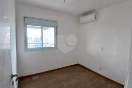 Apartamento à venda com 2 quartos, sendo 1 suíte,  em Vila Guarani (z Sul), São Paulo, SP