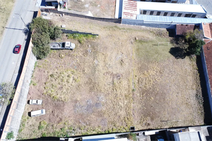 Terreno Plano para Construção ou Investimento – 3.200m² – Frente ao San Michel no bairro Campos Elíseos