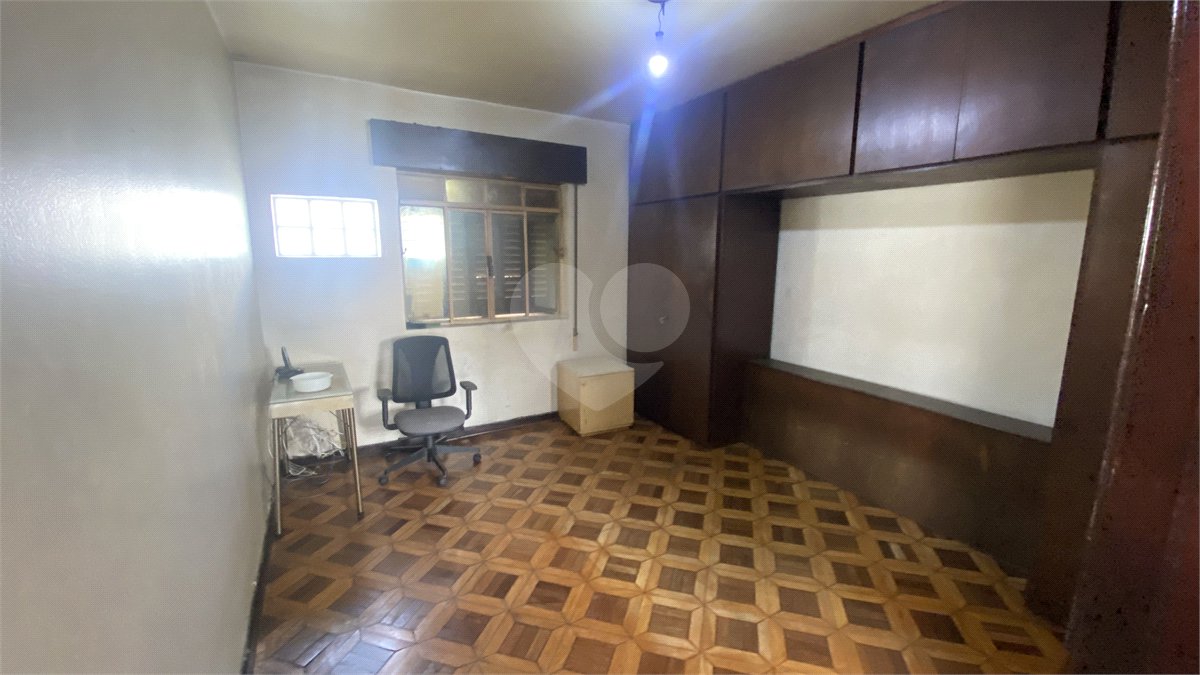 Sobrado à venda ou para alugar com 4 quartos, sendo 1 suíte,  em Parque Colonial, São Paulo, SP