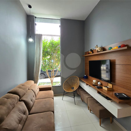 Casa à venda com 3 quartos, sendo 2 suítes,  no condomínio Residencial Marina, Itapetininga - SP