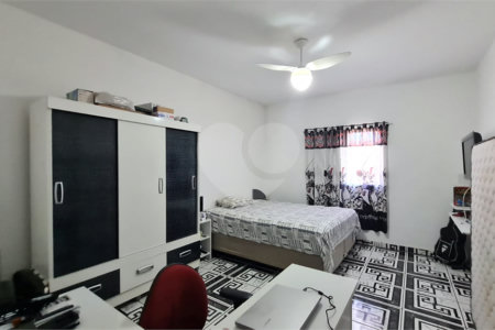Casa à venda com 5 quartos em Ivoturucaia, Jundiaí, SP