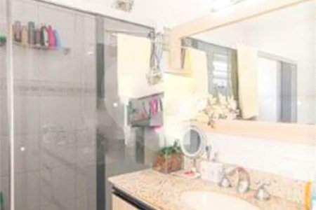 Sobrado à venda com 4 quartos, sendo 3 suítes,  em Vila Mazzei, São Paulo, SP