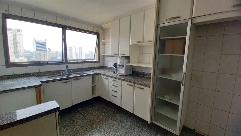 Apartamento à venda com 4 quartos, sendo 1 suíte, em Vila Leopoldina, São Paulo, SP