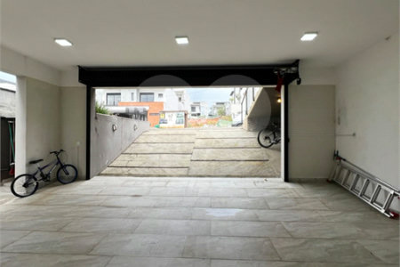 Casa à venda com 4 quartos, sendo 3 suítes, no condomínio Mosaico Essence, Mogi das Cruzes - SP