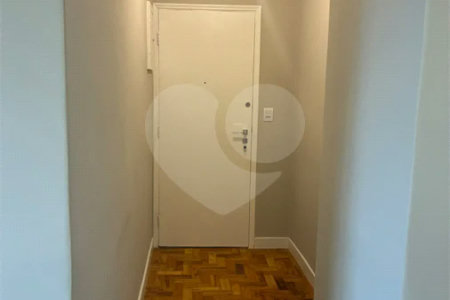 Studio à venda na Saúde | 37 m² | 2 vagas | Ao lado do Metrô Saúde